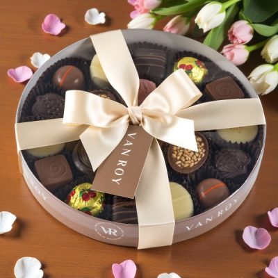 Van Roy Luxury Belgian Chocolates - Van Roy Luxury Belgian Chocolates – A taste of elegance, beautifully wrapped.
Indulgence, Elevated to Luxury
Experience the finest in Belgian craftsmanship with Van Roy Luxury Chocolates. Each piece is a work of art—smooth, rich, and beautifully balanced—created to delight the senses and leave a lasting impression.

Why they’re unforgettable:
• Handcrafted Belgian quality, perfected through tradition
• A luxurious selection of pralines, truffles, and filled chocolates
• Elegant presentation, ideal for gifting or personal indulgence


The Perfect Pairing
Transform a box of Van Roy Luxury Chocolates into the ultimate gift by adding:
• A fresh bouquet of flowers
• A fine bottle of wine
• A softly glowing candle
• A cheerful balloon
Together, they create a gift that speaks to every sense—taste, sight, scent, and atmosphere.