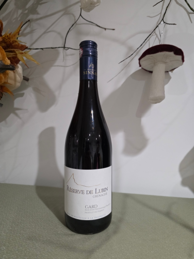 Reserve de Lubin Rouge - Reserve de Lubin Rouge, Grenache ~ Gard, France

Aromatic nose dominated by aromas of fresh red fruit; the palate is well balanced and soft.