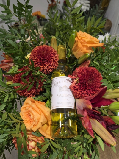 Sauternes, La Fleur D’Or 375cl - Sauternes, La Fleur D’Or ~ Bordeaux, France 375cl

Opulent peach and Victoria plum fruit accented by notes of honey, caramel and toast.

This item requires 1 days notice to order
